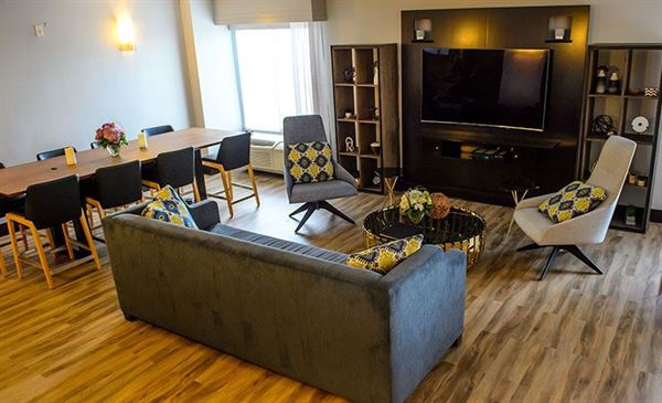 Crowne Plaza Dulles Airport