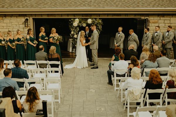 Whitetail Lodge And Banquet Hall