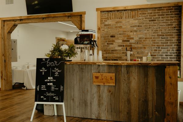 Whitetail Lodge And Banquet Hall