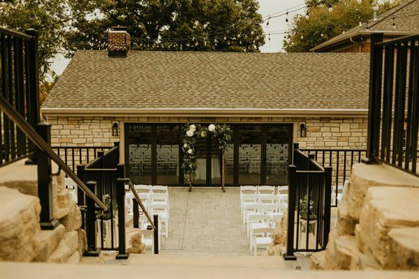 Whitetail Lodge And Banquet Hall