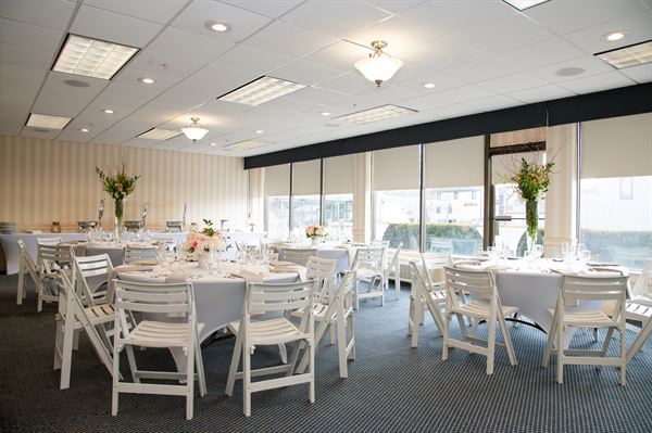 The Newport Harbor Hotel and Marina