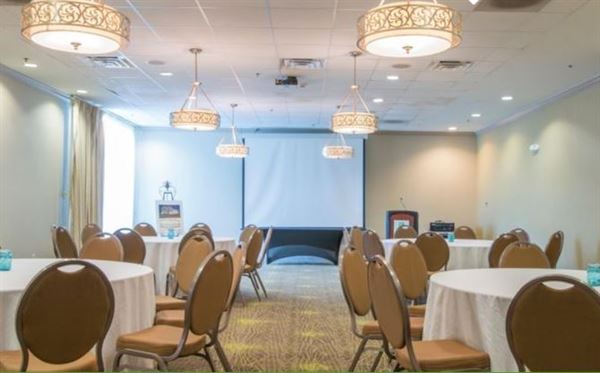 Holiday Inn Hotel & Suites Savannah Airport - Pooler