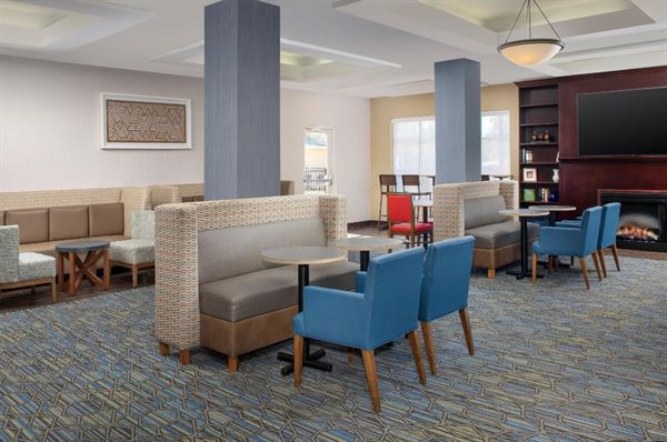 Holiday Inn Express & Suites Uvalde