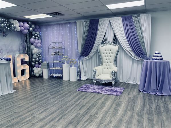 Casa Di Miranda's Venue/Miranda’s Events and Floral Designer