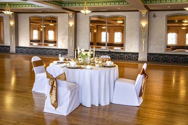 The Paramount Theatre Centre