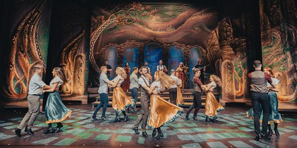 The Paramount Theatre Centre