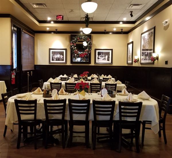 Maggiano's Little Italy Vernon Hills