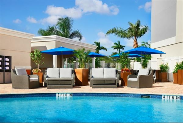 Holiday Inn Express & Suites Port St. Lucie West