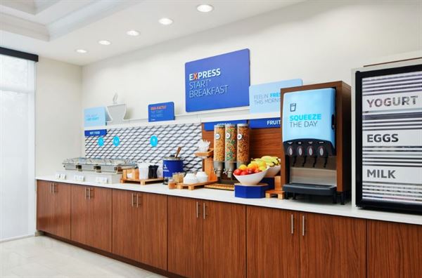 Holiday Inn Express & Suites Port St. Lucie West