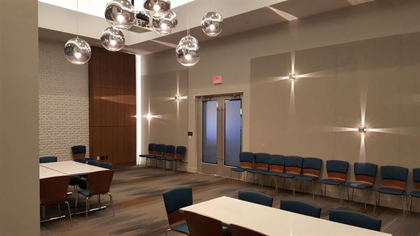 Dave & Buster's Rivercenter