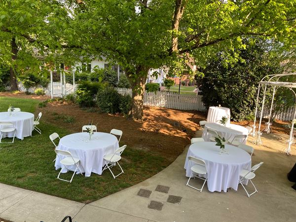 Simply Divine Weddings, Events & Lodging