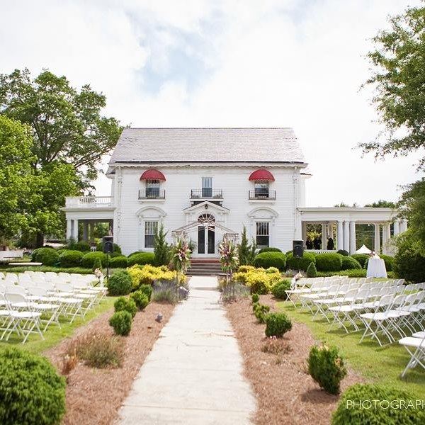 Simply Divine Weddings, Events & Lodging