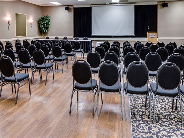 Cranbrook Heritage Inn