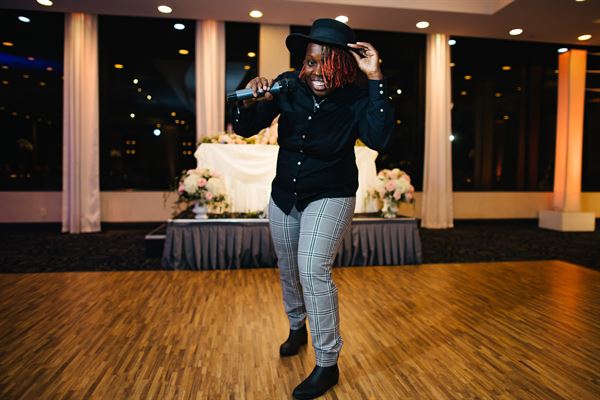 queendoq the Wedding DJ