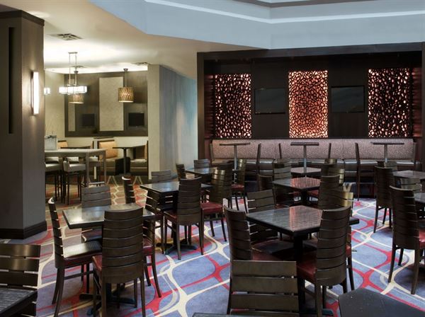 Embassy Suites Dulles Airport