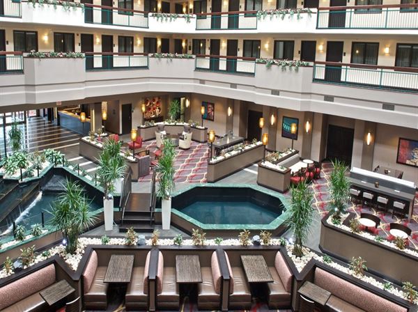 Embassy Suites Dulles Airport