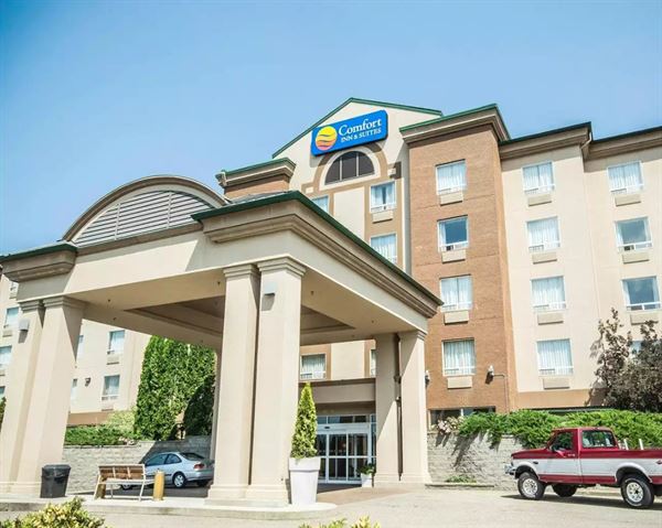 Comfort Inn and Suites Salmon Arm