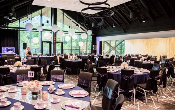 Chateau Mont Sainte Anne Beaupre