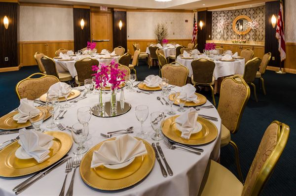 The Beacon Hotel & Corporate Quarters