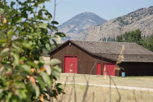 Two Rivers Lodge & Events