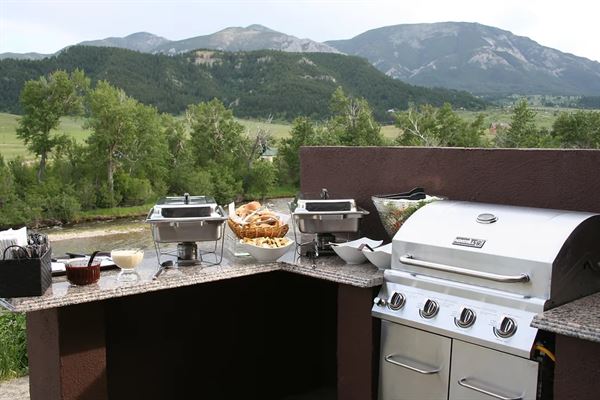 Two Rivers Lodge & Events