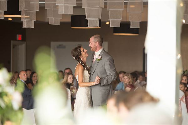 The Lake House Waterfront Grille