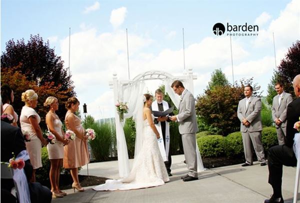 Watkins Glen Harbor Hotel