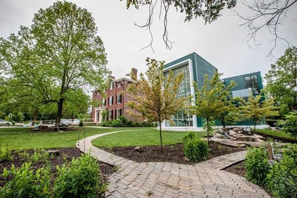 The Living Arts & Science Center