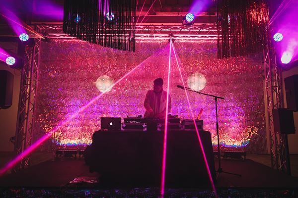 Distinctive Event Solutions