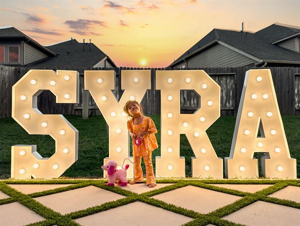 Noor Events: Marquee lights