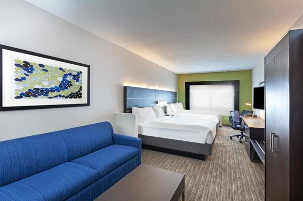Holiday Inn Express & Suites Sealy