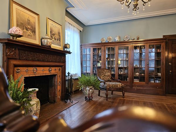 The Von Isley Estate