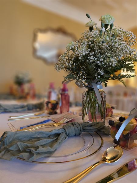 The Von Isley Estate