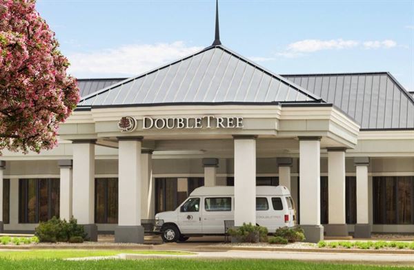 DoubleTree by Hilton Hotel Detroit - Novi