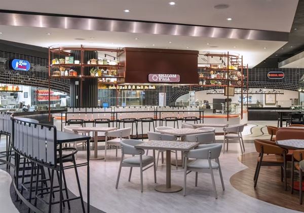 Proper Eats Food Hall & Easy's Cocktail Lounge