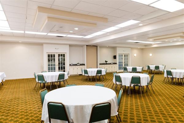 Ocean Coast Hotel At The Beach