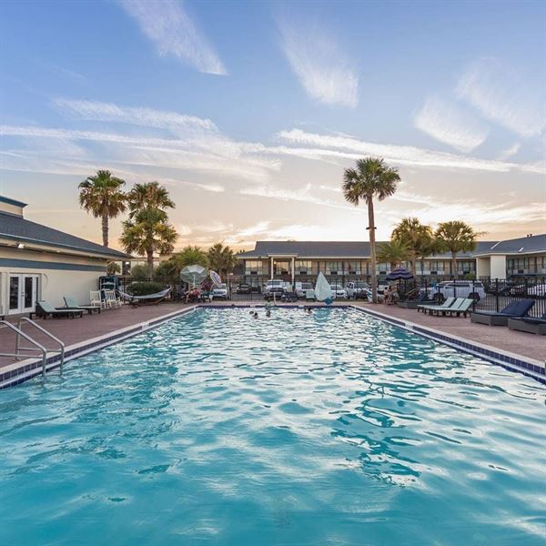 Ocean Coast Hotel At The Beach