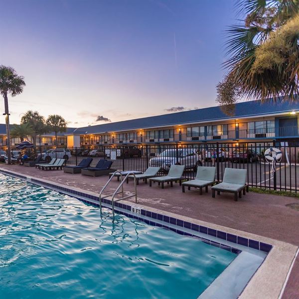 Ocean Coast Hotel At The Beach