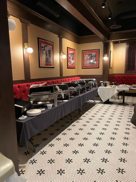 Seven Dining  & Catering at Park Manor Hotel