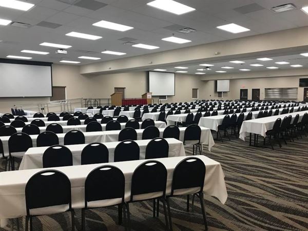 Cobblestone Inn & Suites