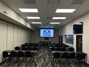 Smallest Room (Market Room)