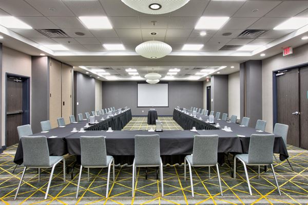 Holiday Inn Dallas-Fort Worth Airport S