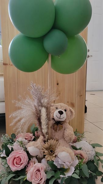 DecorandDesignsbyDiana