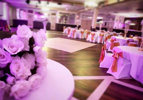 Four Crowns Restaurant & Event Centre