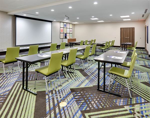 Holiday Inn Express & Suites Plano - the Colony, an IHG Hotel