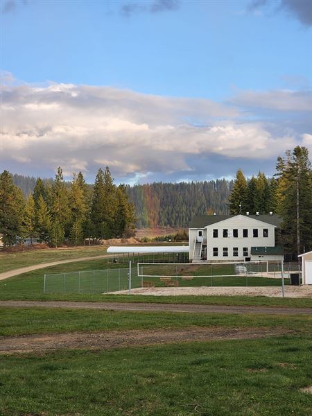 Praeder Ranch Resort