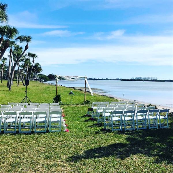 The Lighthouse Grill & Catering