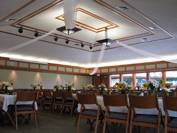 Dyck Arboretum Of The Plains