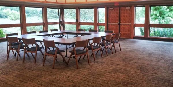 Dyck Arboretum Of The Plains