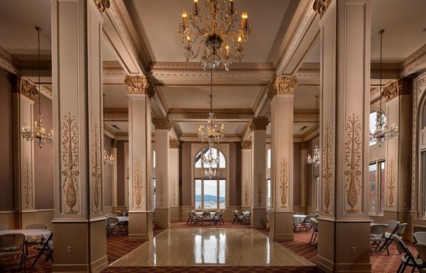 Finlen Hotel and Motor Inn